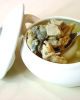 肺热、咳嗽多痰的女性虫草煲水鸭--主要作用是补肺益肾、止血化痰,但中医讲究鸭肉属凉性,所以更加适合夏季食用。但要注意,脾胃虚寒和胃溃疡的人最好不要食用,以免适得其反。