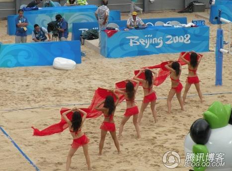 沙滩排球美女啦啦队图片