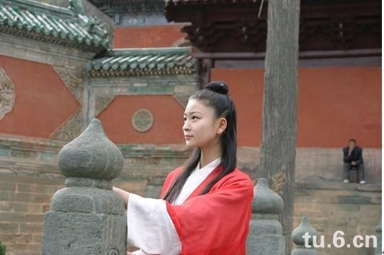 超清纯90后小道姑