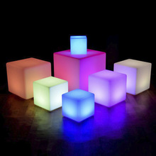 led發光立方體燈桌子凳子PE塑料創意正方體凳子防水酒吧發光家具