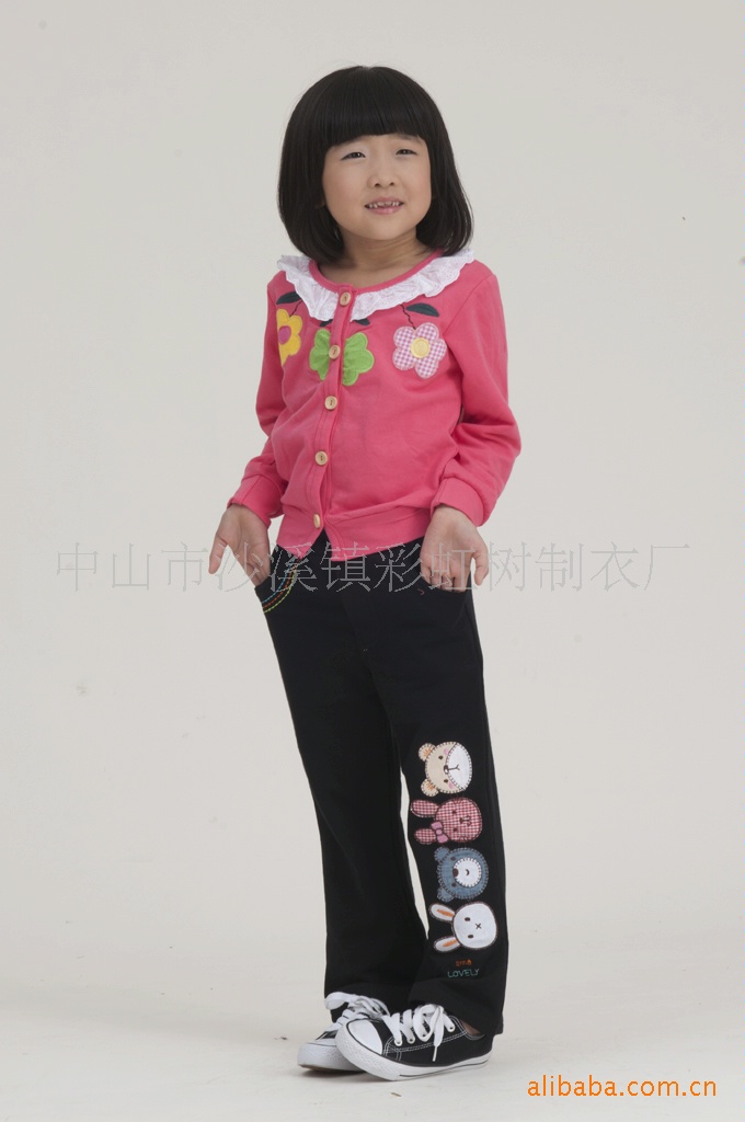 【秋款彩虹树<em>女</em>童装女童<em>长袖外套披肩</em>/坎肩儿