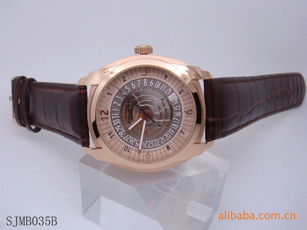 【本款机械表为2010年度销售量最高的一款】