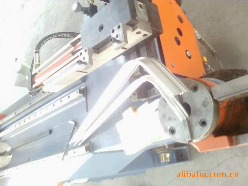 江苏中弯机械科技有限公司