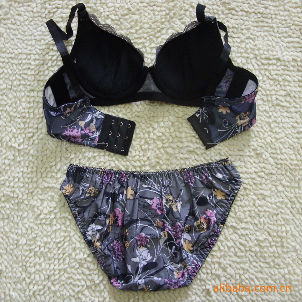 【12.8元<em>欧美</em>风少女<em>文胸</em>套装】拿货方式:齐色