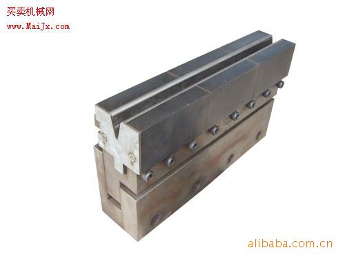 供应青岛各种型号优质数控折弯机模具