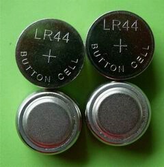 ��ӦLR44    1.5VŦ�۵��