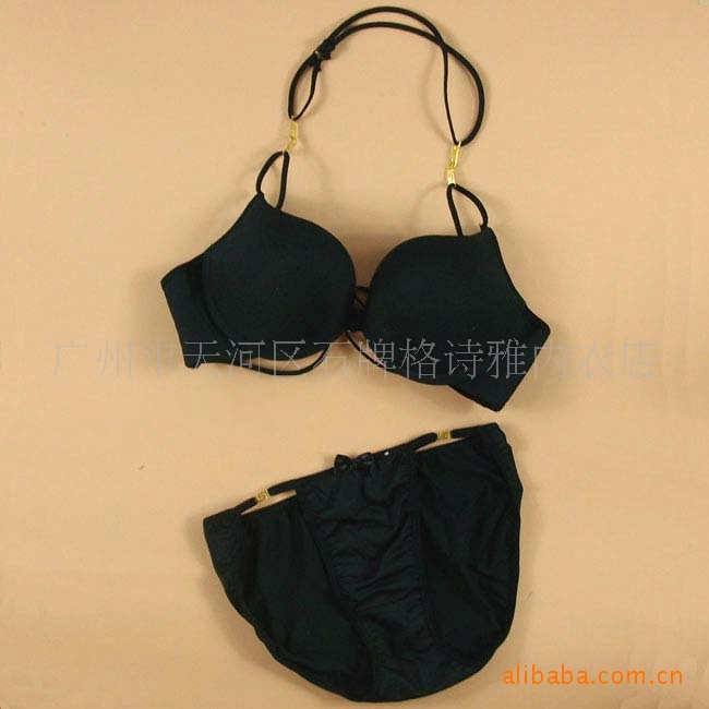 供批发 扣<em>挂</em>脖肩带前扣 性感<em>金属文胸</em>套装 21.