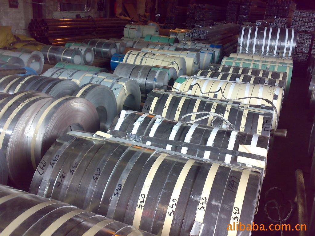 佛山铝合金冲孔卷闸门 铝合金车库卷闸门 _ 佛