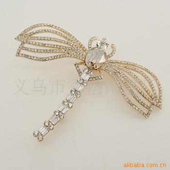 供应蜻蜓胸针,可爱红蜻蜓胸针,胸针批发混批