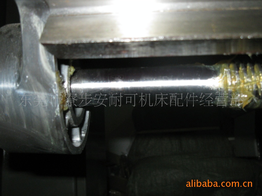 今日特价 供应台湾铣床骏新万能摇臂铣床买够包邮