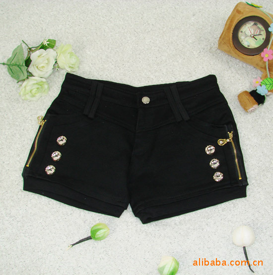 时尚女<em>短裤2010</em>流行<em>新款</em> 黑色修身显瘦靴裤 2