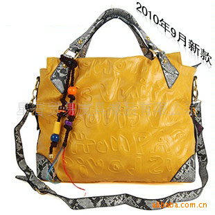 时尚女挎包 休闲女包 女式斜挎包 VC03 168.0