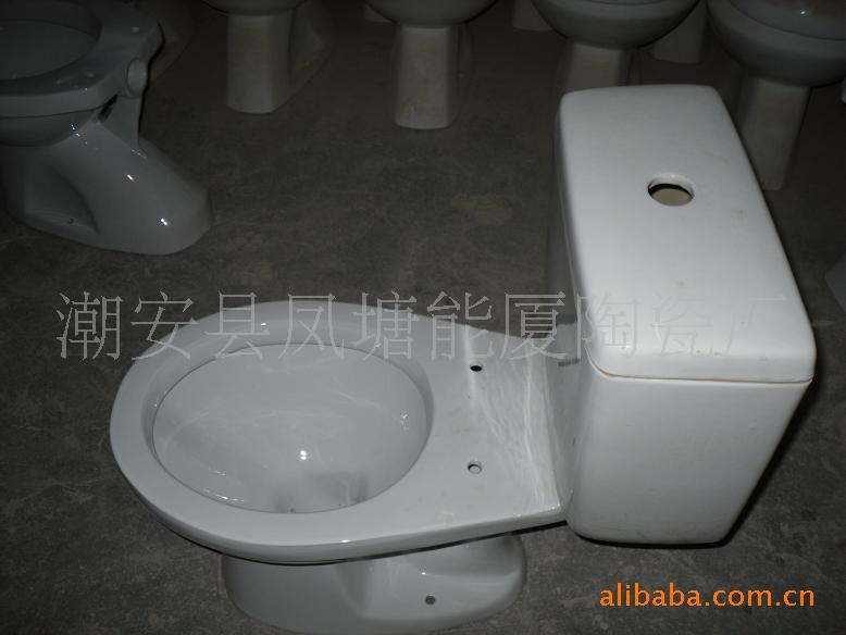 供应大量低价优质直冲式,墙排分体马桶,出口中东,东南亚