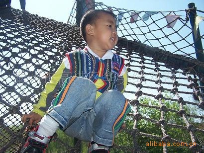 拓展训练攀爬网、爬网 _ 拓展训练攀爬网、爬