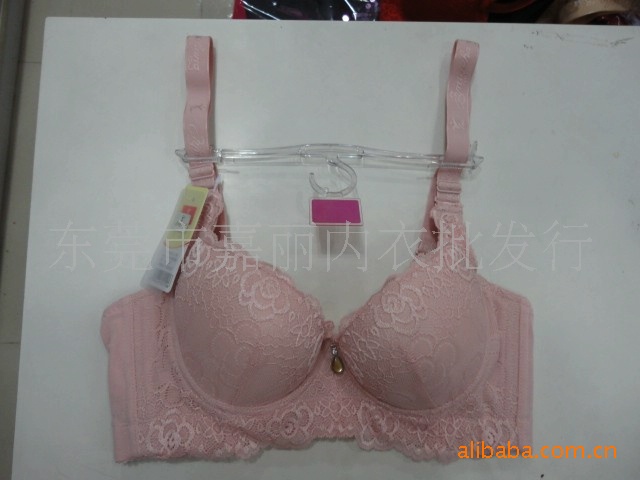 <em>批发</em>采购<em>文胸</em>-<em>批发莹嫦</em>327# B 上薄下厚 <em>文胸</em>批