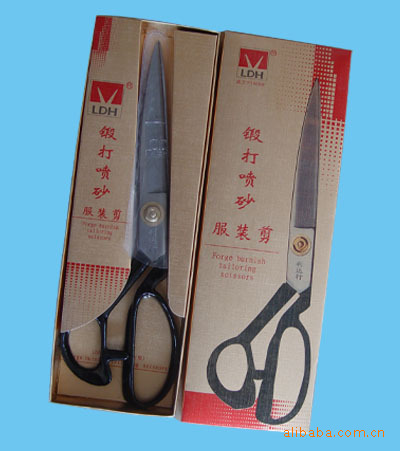 利达行 LDH-C250m\/m 锻打喷砂服装剪 裁缝剪
