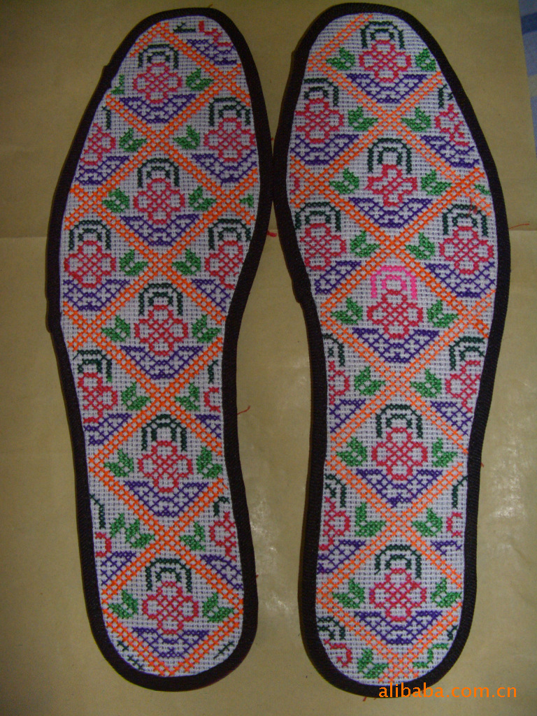 庆阳纯手工绣花鞋垫 手工十字绣鞋垫 精美礼品 生日礼品