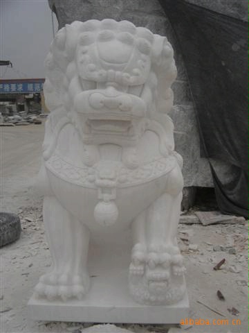 生产加工汉白玉石狮子动物现代狮子石雕蹲狮 