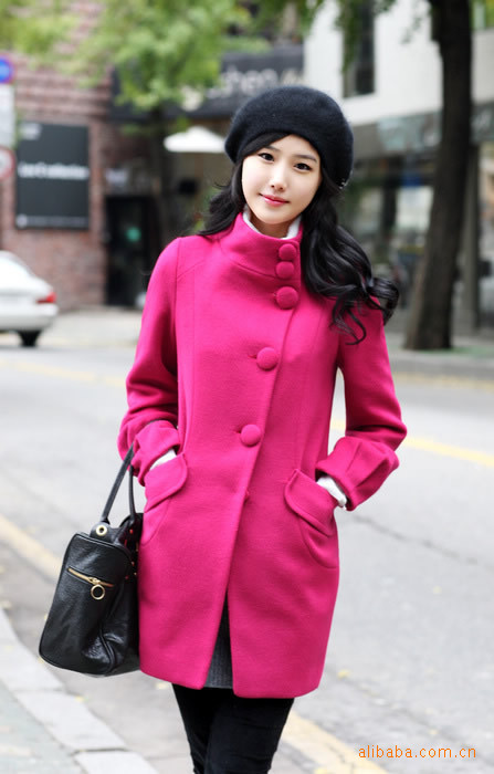 2010新款热销女装 韩版时尚纯色羊毛绒大衣 风