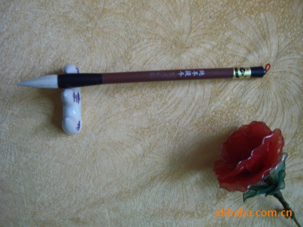 松枫阁特制、精品纯羊提斗毛笔中号盒装羊毛塑