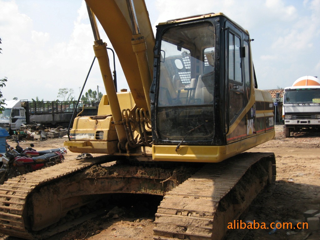 个人挖掘机卡特320B转让\/加强型\/挖掘机转让_