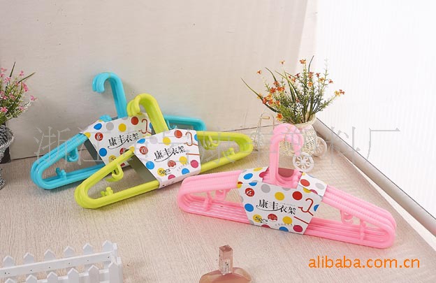 【浙江黄岩康丰塑料衣架厂家直销 促销衣架 超