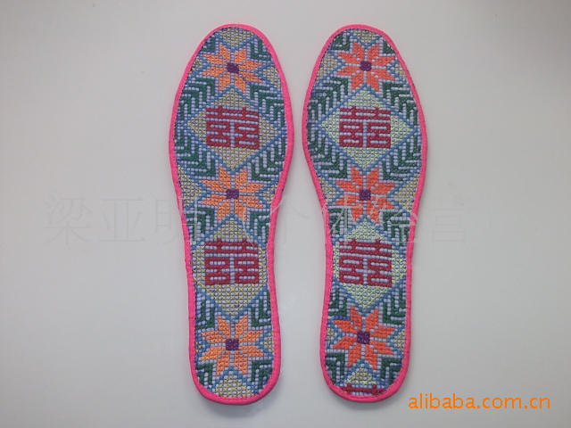 【纯棉纯手工绣花鞋垫。<em>巧妹子</em>】价格,厂家,图
