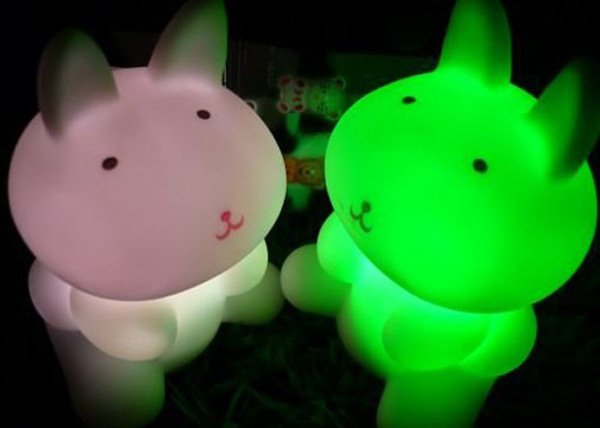 【潮流宝贝 七彩发财兔小夜灯 变色动物小夜灯