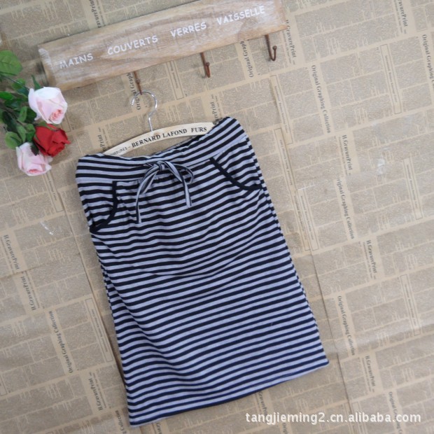 【日式新款条纹弹力外贸原单女式半截裙短裙】