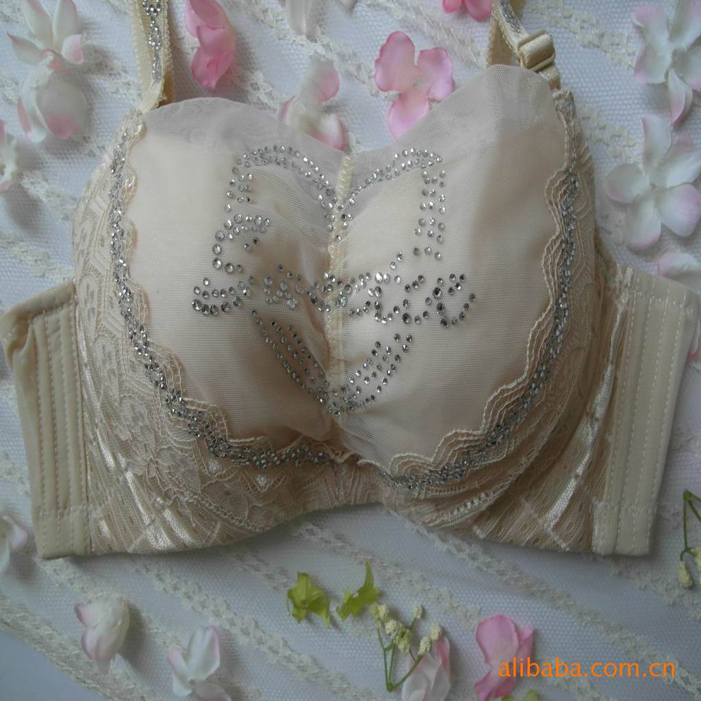 柜正品新款 肤色防走光抹胸式裹胸<em>文胸 薄杯</em>大