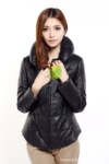 2011新款真皮羽绒服 领弧型下摆绵羊皮羽绒服