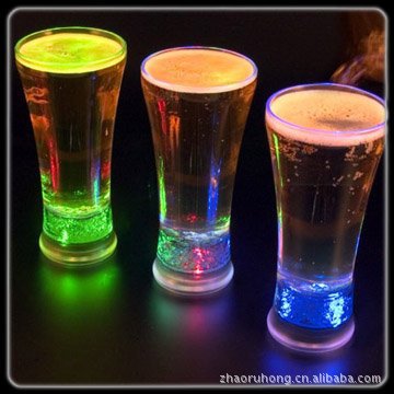 酒吧夜店用品 创意杯子 发光杯子 变色杯子 led闪光杯子 发光酒杯