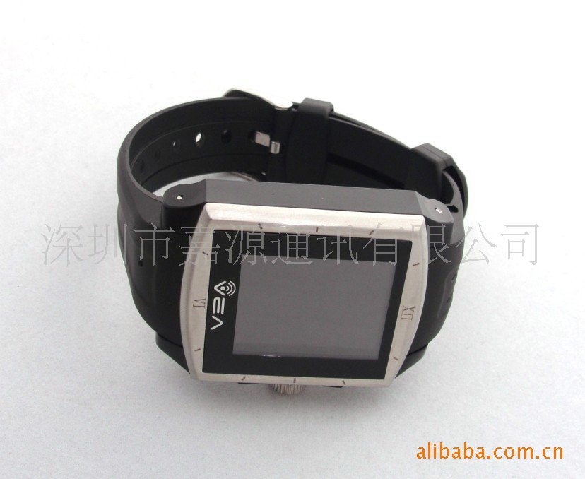 首款带GPS四频手表手机 支持MP3\/MP4 电子书