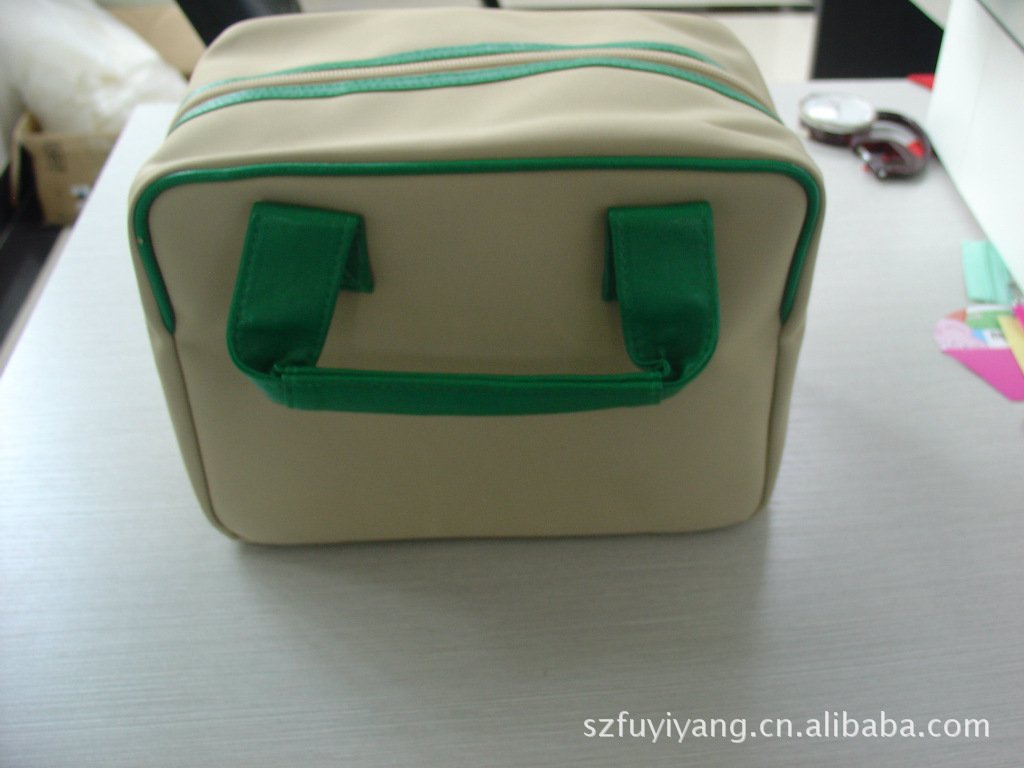 【#6912盒形手提化妆袋(手挽绿色)】价格,厂家,图片,运动箱包,深圳市富益洋手袋制品厂-马可波罗网
