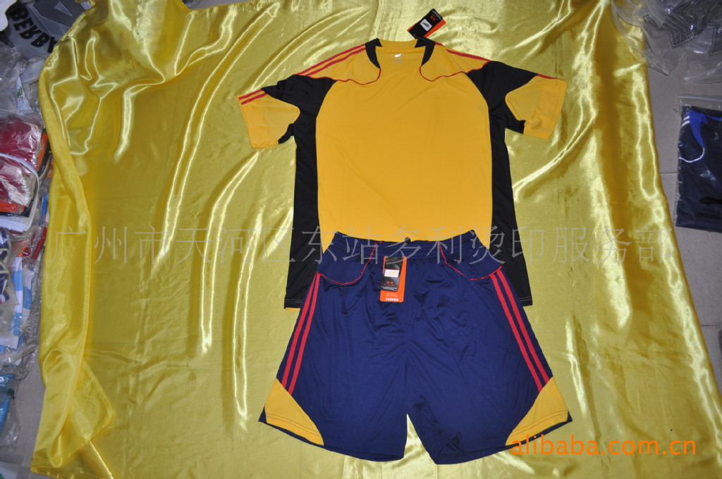 2012最新足球服训练套装--2007黄色,价格\/批发