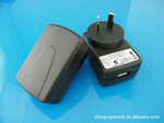 供应5V/2A 过全球认证 USB 输出及IPOD专用 开关电源适配器