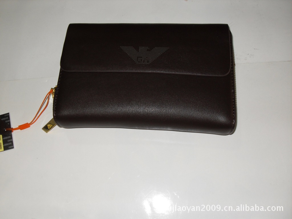 批发采购商务包-批发供应<em>GIORGIO ARMANI</em>男
