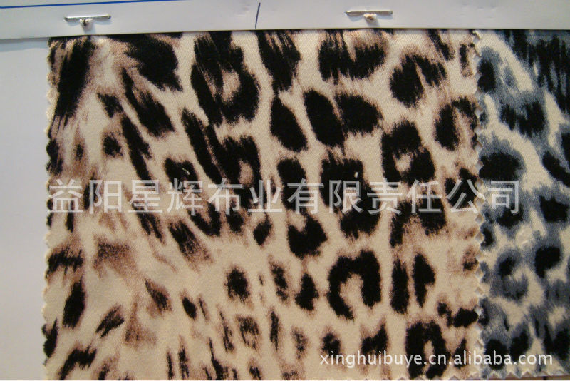 弹力大豹纹印花布,女士裤子衬衣服装面料,Y026