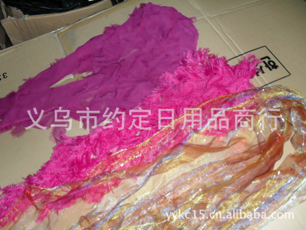 【超低价供应优质时尚休闲棉质<em>女士围巾</em>(<em>长度</em>