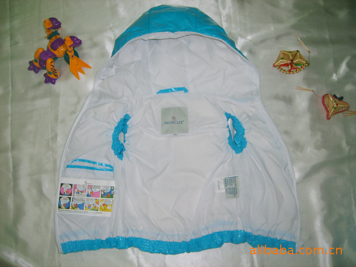 【刘氏<em>良品</em>】法国羽皇天鹅绒超亮面儿童<em>羽绒马</em>