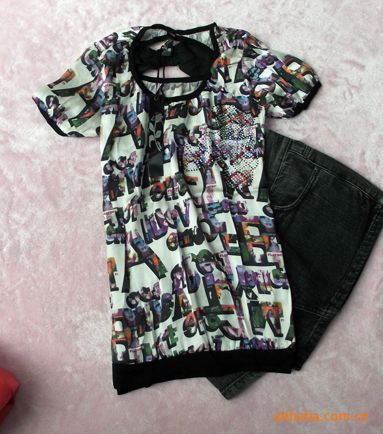 【新款上市】<em>靓妹</em>时尚五彩缤纷<em>英文</em>相拼蝴蝶结