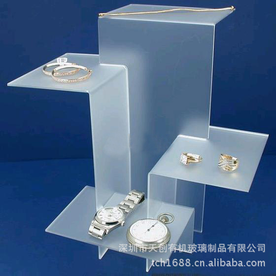 Acrylic_Jewelry_Display10