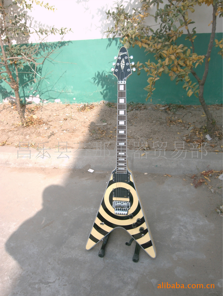 GIBSON FLYING -V GUITAR 吉普森电吉他异型