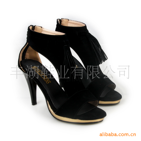 【现货供应欧美时尚<em>摩登女凉鞋</em> 罗马风格流苏