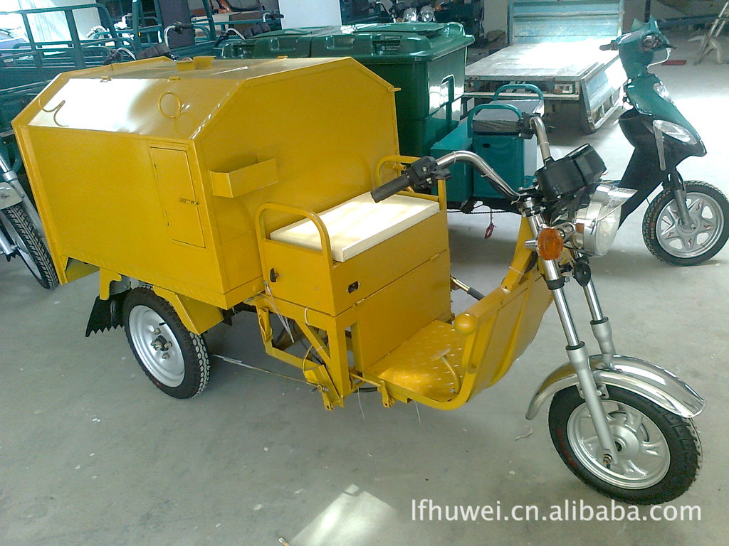 电动三轮车-定做小型不锈钢箱体电动三轮保洁