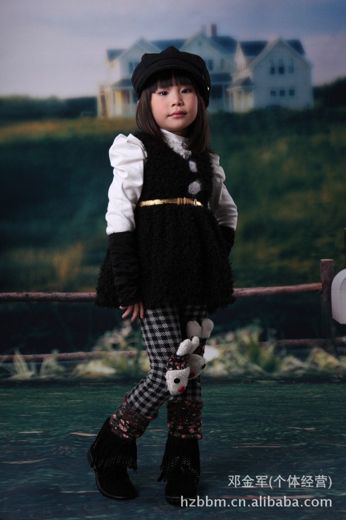 【笨笨<em>马</em> 厂家直销 时尚 秋冬女童 <em>裤腿</em>粘小兔子