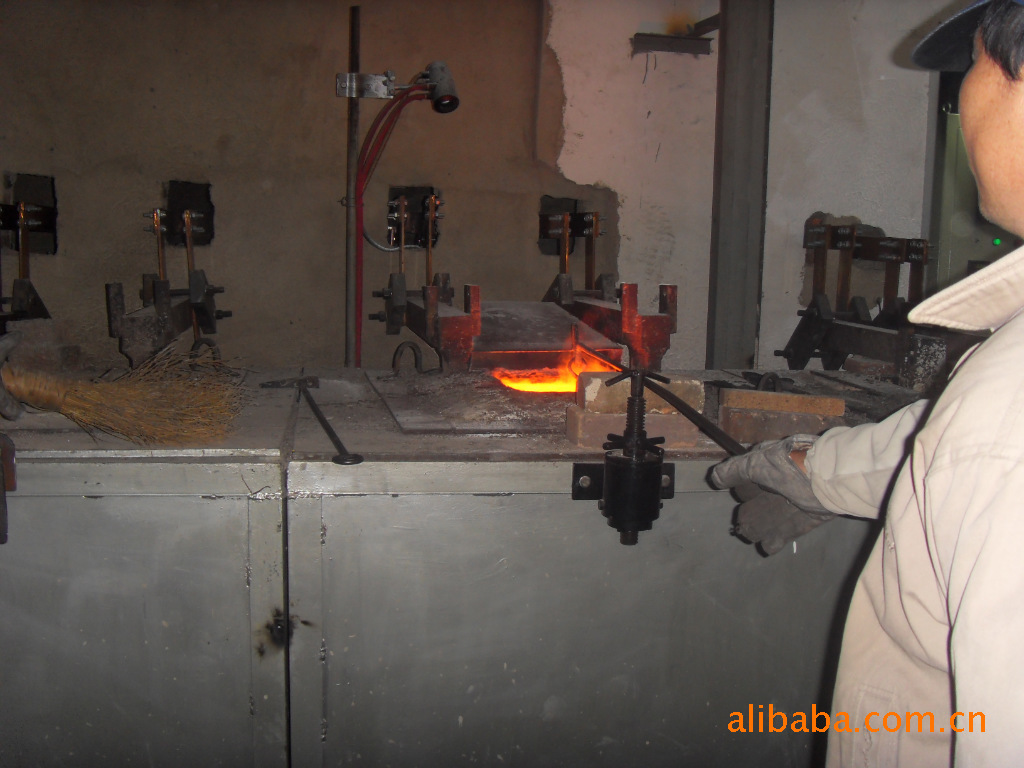 高速钢热处理加工,本厂有专业的上海工具厂热