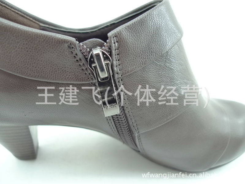【<em>奥康</em>皮鞋<em>女鞋</em>咖啡112211328黑112211327