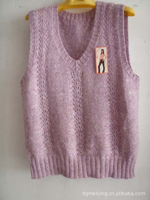 <em>中老年</em>杂款<em>毛线马甲背心</em>,农贸市场摆摊叫卖最