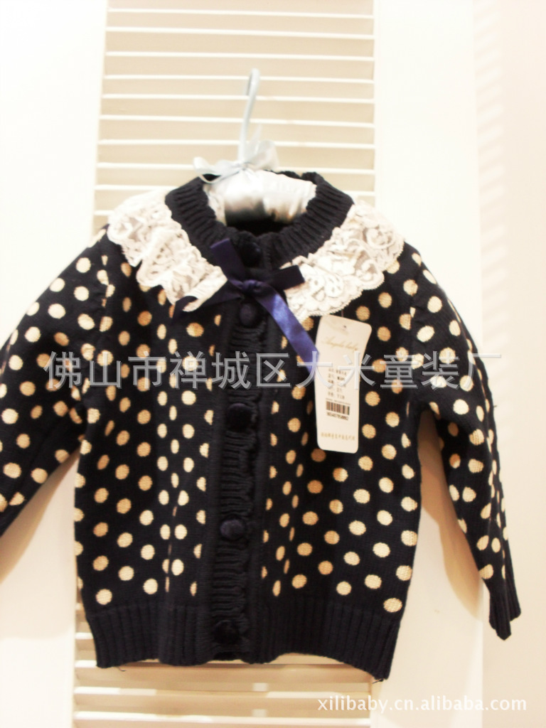 日韩男女童装秋冬款毛衣 圆点<em>女款小开衫</em> 厂家